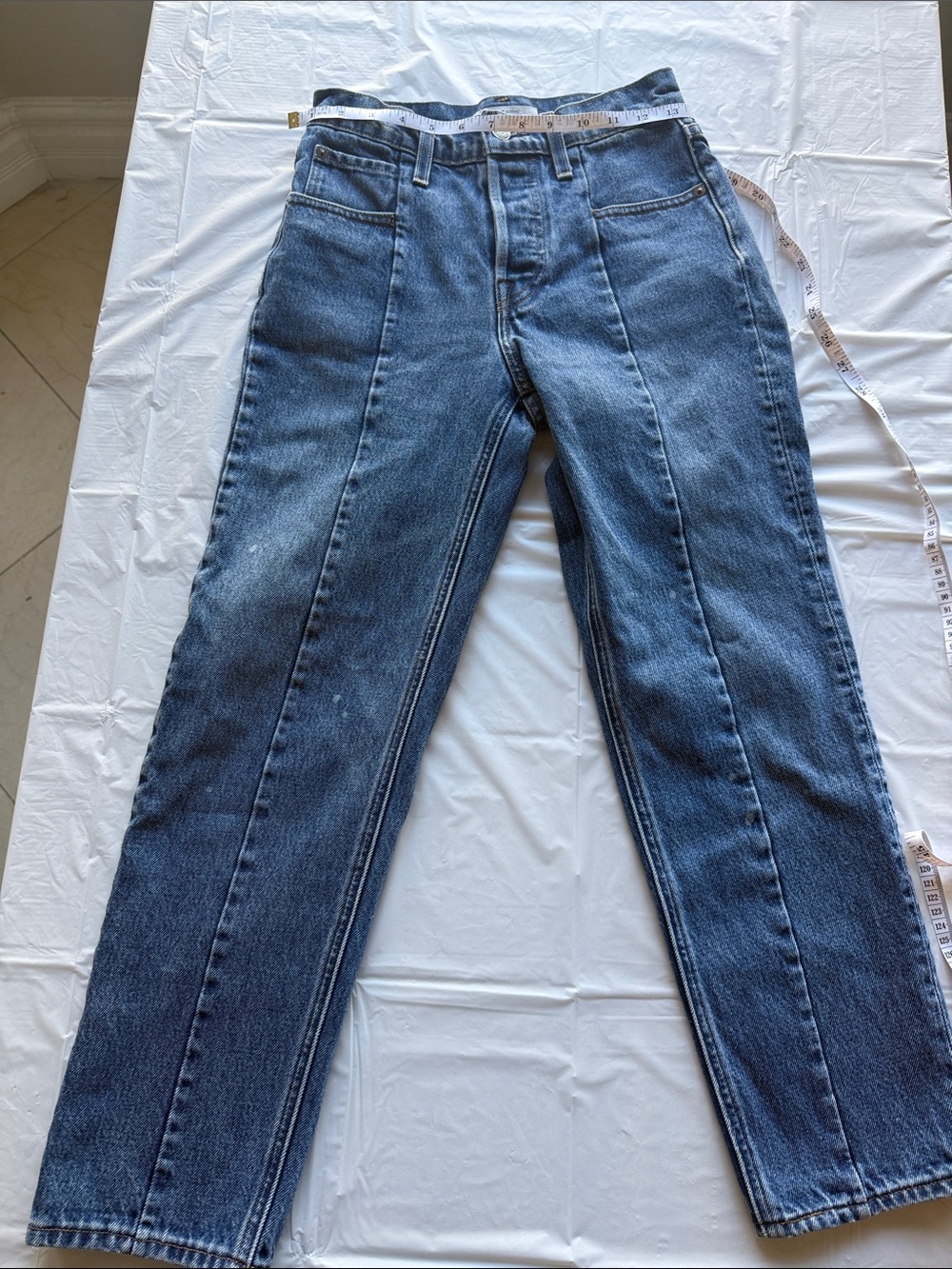 Levi’s Altered Straight Women’s Blue High Rise Cropped Jeans